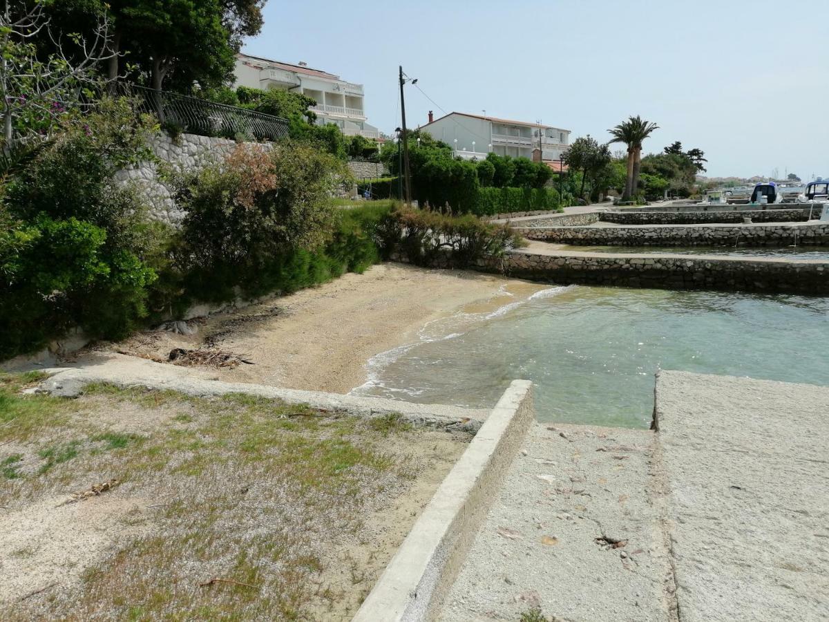 Holiday Home Vjeka Rab Town Luaran gambar